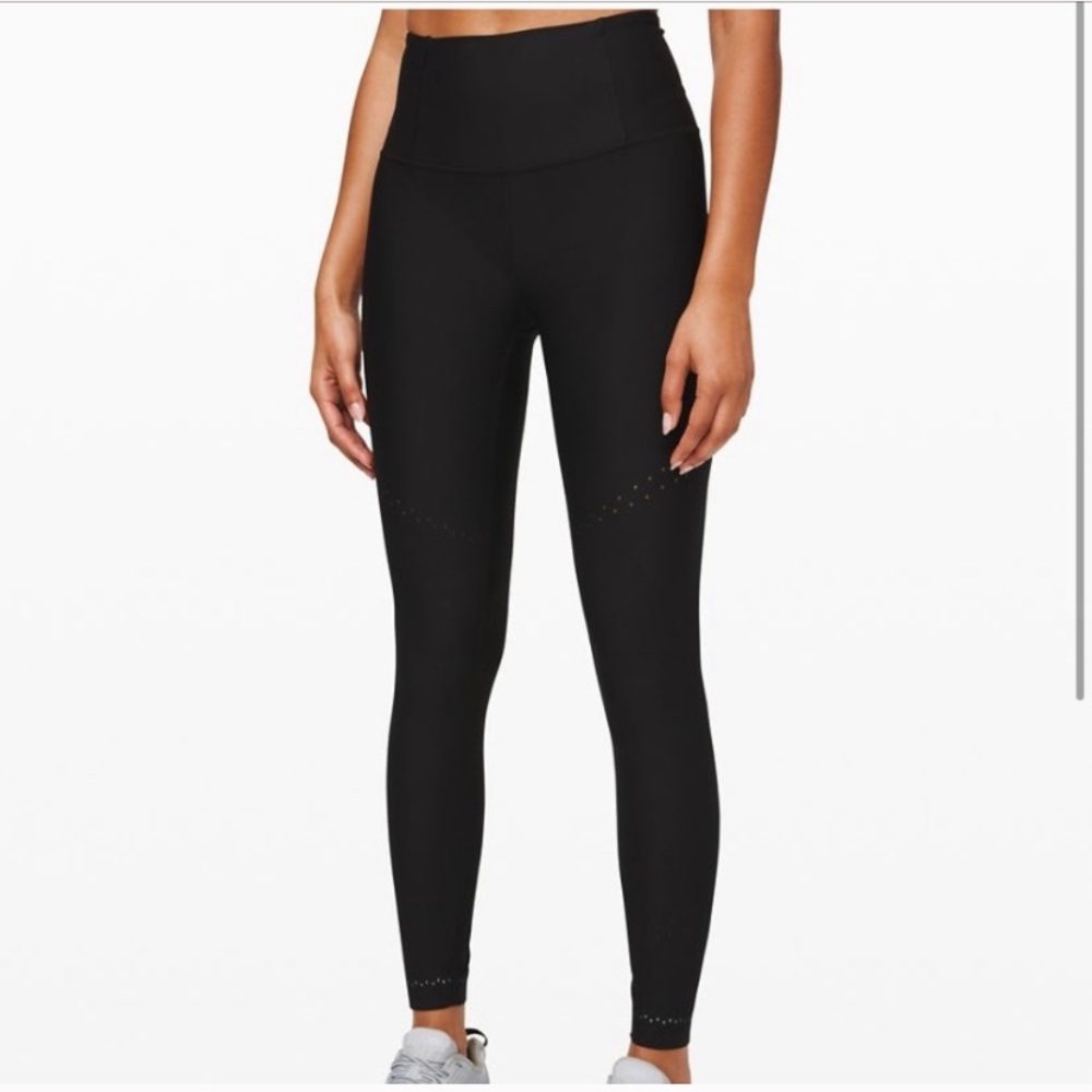 Lululemon zoned in tight 28 inches